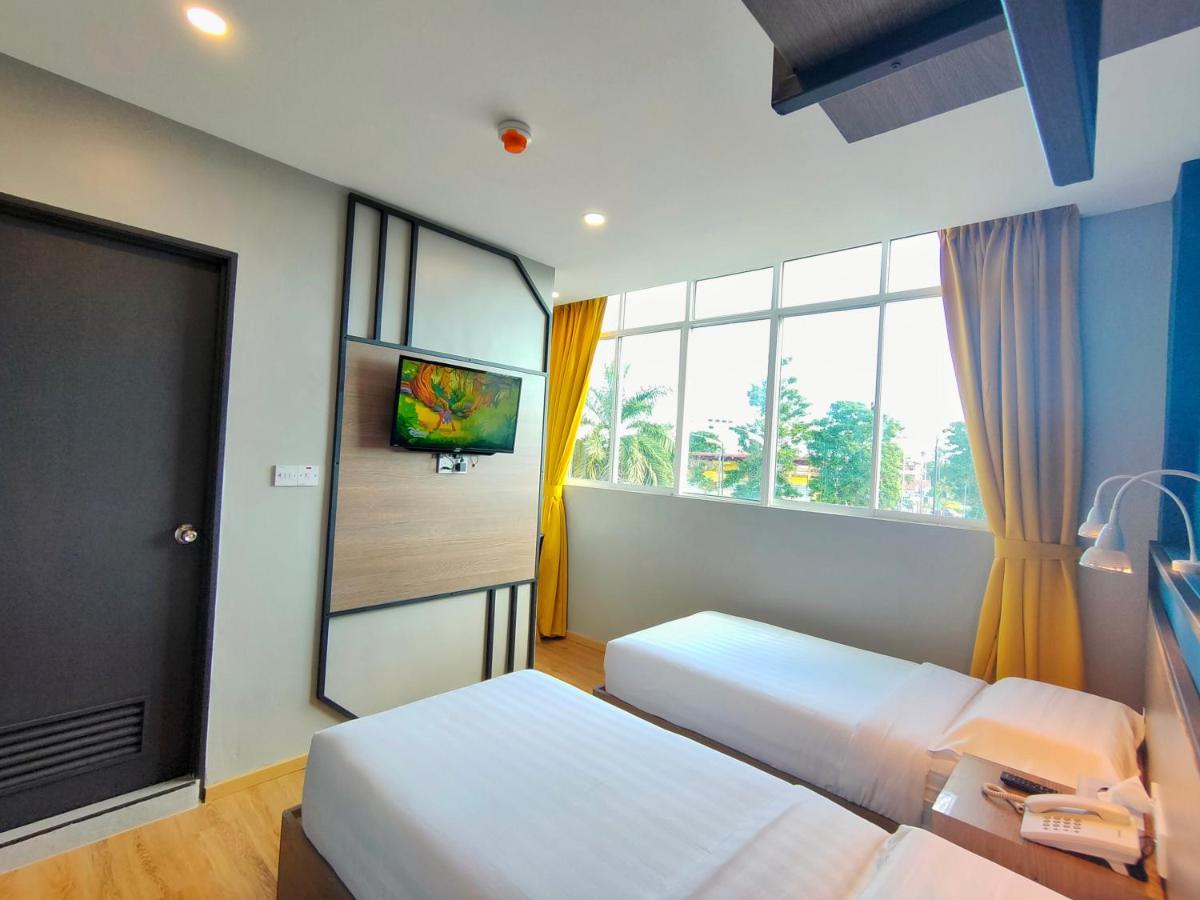 Uptown Hotel Semporna Exterior foto