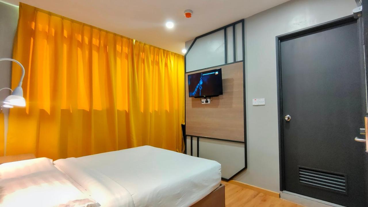 Uptown Hotel Semporna Exterior foto