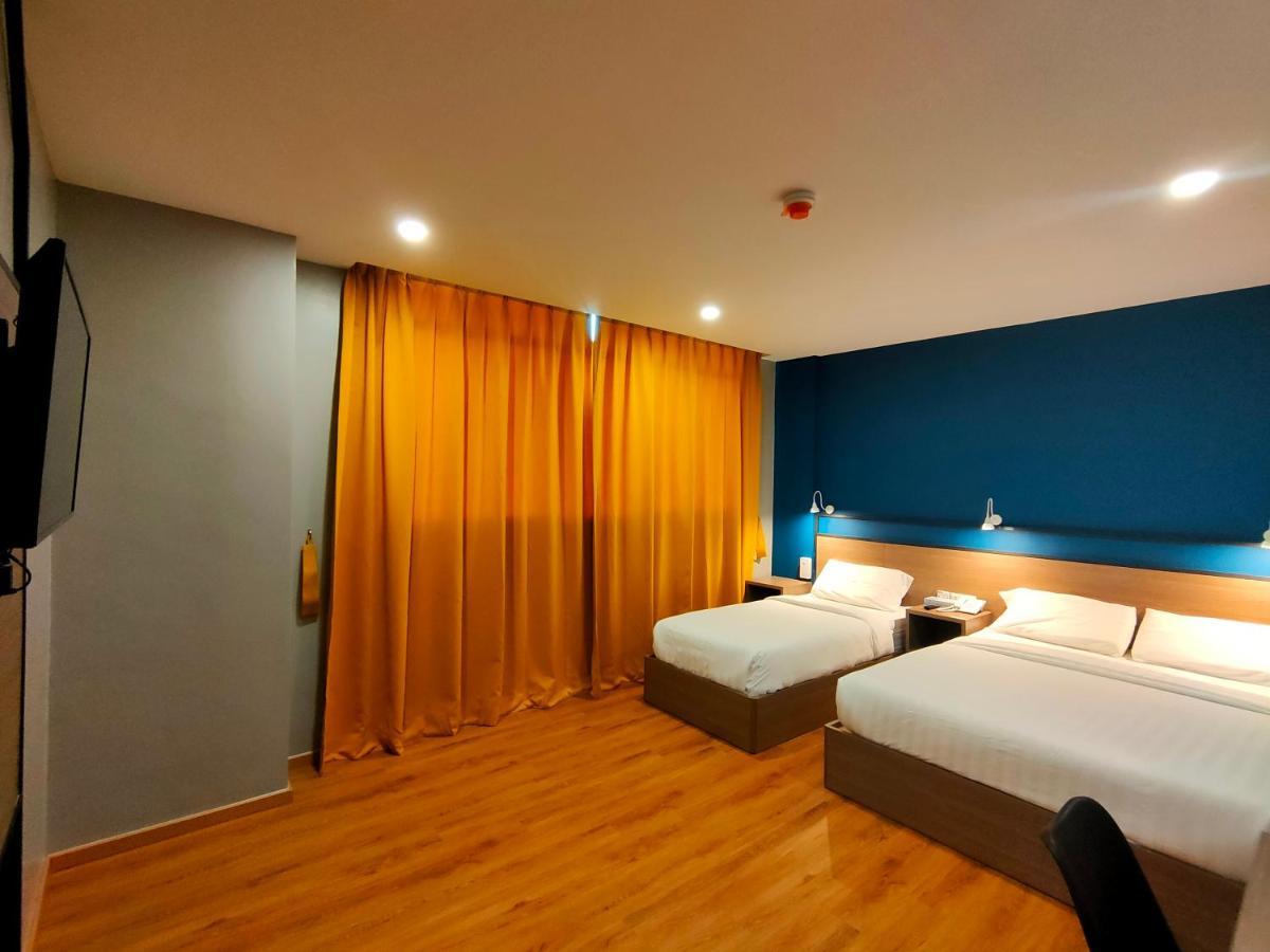 Uptown Hotel Semporna Exterior foto