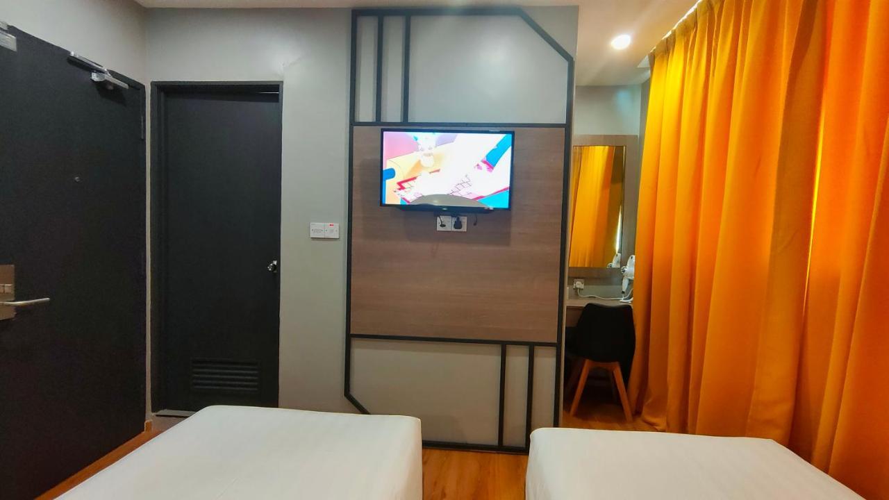 Uptown Hotel Semporna Exterior foto